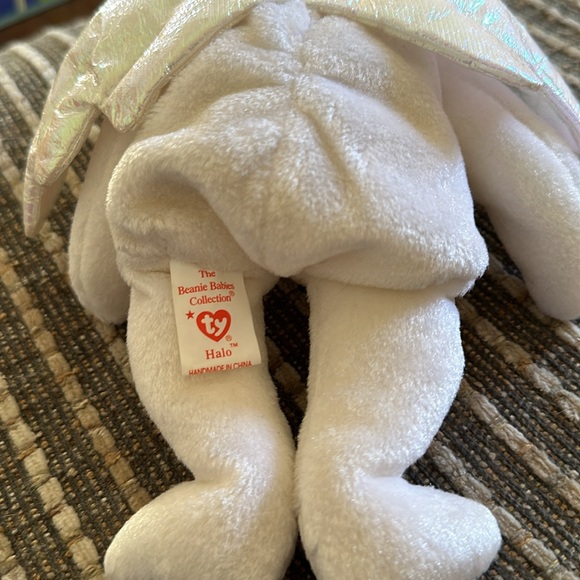 1998 Halo Beanie Baby with Brown Nose and Black Eyes Error - Picture 4 of 6